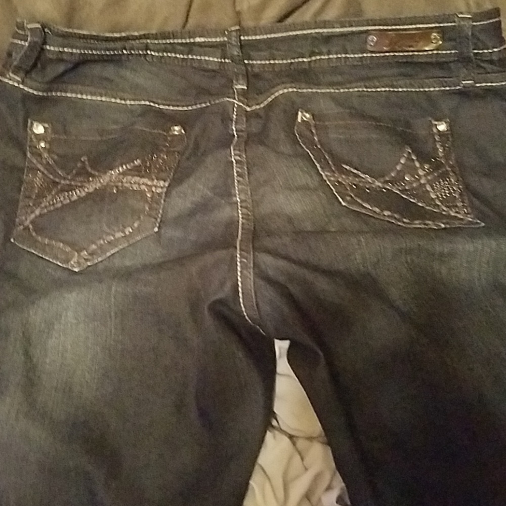 Cute, stretchy jeans